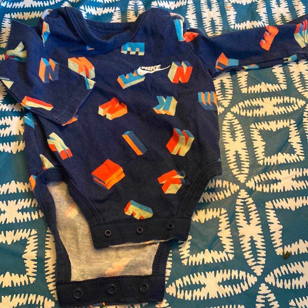 🧸2/$5 BABY SALE - onesie